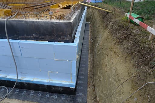 Fundamentabdichtung mit Isolierung